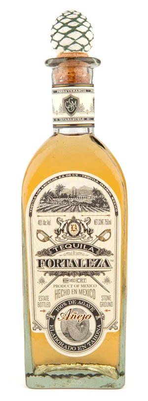 Tequila Fortaleza Añejo, source-credited bottle photograph
